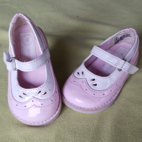 mary jane saddle shoes